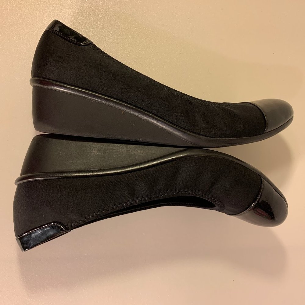 Ros Hommerson Elizabeth Wedge Slip on Shoes Women's 8N Narrow - Picture 4 of 10